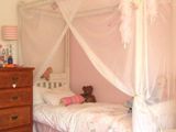 Single 4 poster childs bed